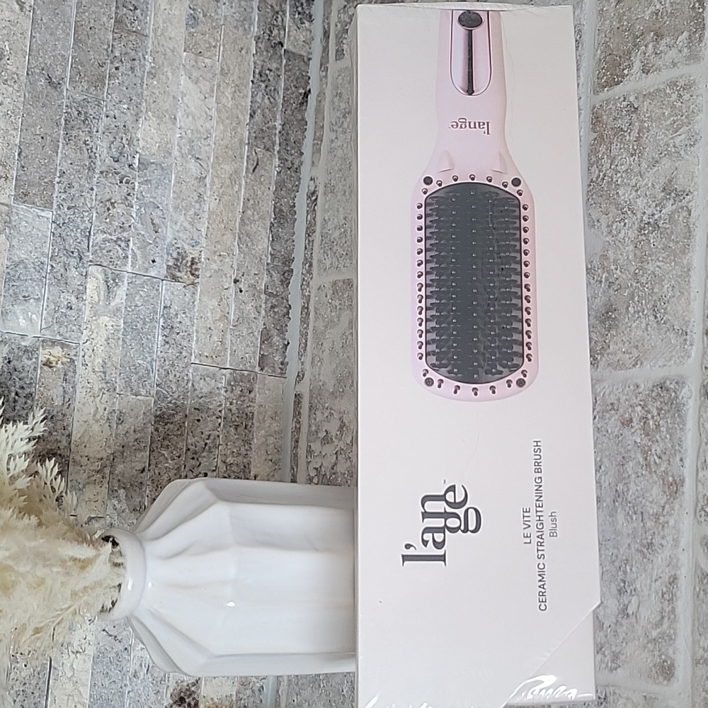 I'ange Le Vite Ceramic Straightening Brush